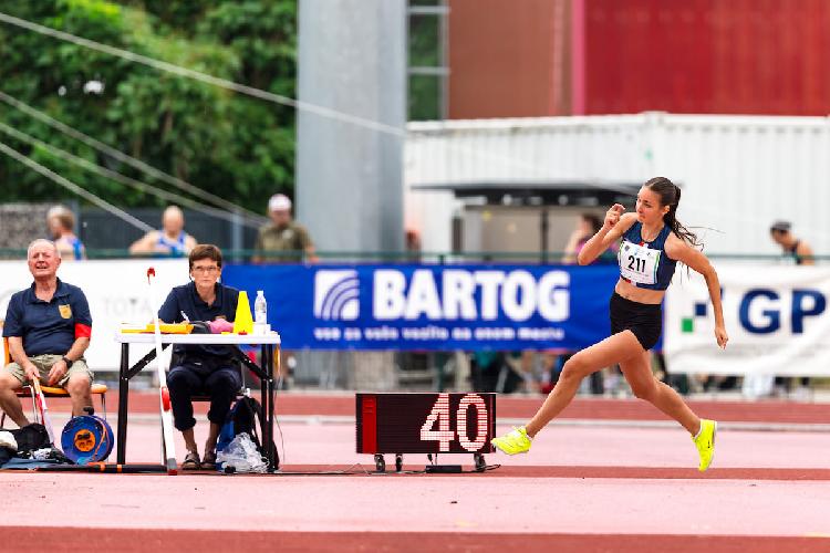 141784470133Atletika_Novo_Mesto_0080_260701_MKV-Peter Kastelic AZS75.jpg-atletskimiting-nm.si